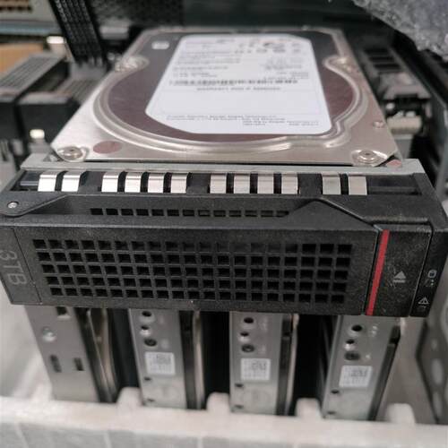 联想3.5寸SAS接口3T ST3000NM0023  3000GB 03T8335 服务器硬盘