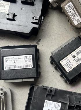 现代IX35智能盒智跑索八福瑞迪圣达菲新胜达控制模块95480-2S200