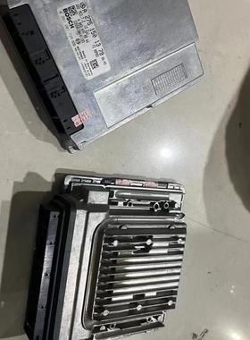 N54发动机电脑板7系F02740iL控制单元MSD87.2行车电脑7600090