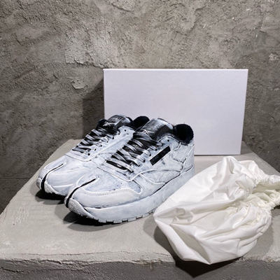 轩战 涂层厚底低帮分趾镂空凉鞋真皮马蹄运动 tabi猪蹄复古小脏鞋