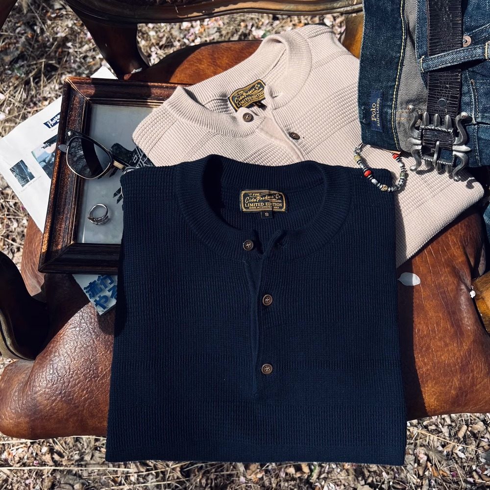 硬气十足——美式复古重磅纯棉重工针织亨利领短袖T恤