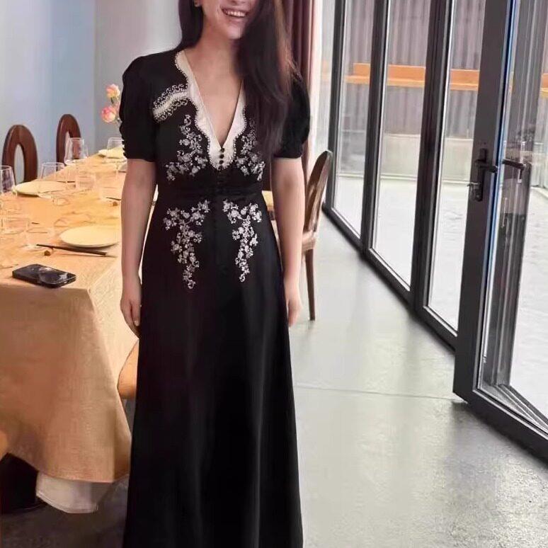 2026夏季珠珠同款黑色修身长版洋装女轻奢时尚重工刺绣钉珠裙子