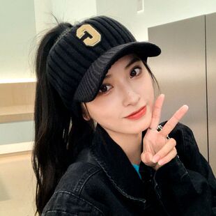 空顶针织C字母鸭舌帽女秋冬户外跑步时尚百搭保暖毛线防寒棒球帽