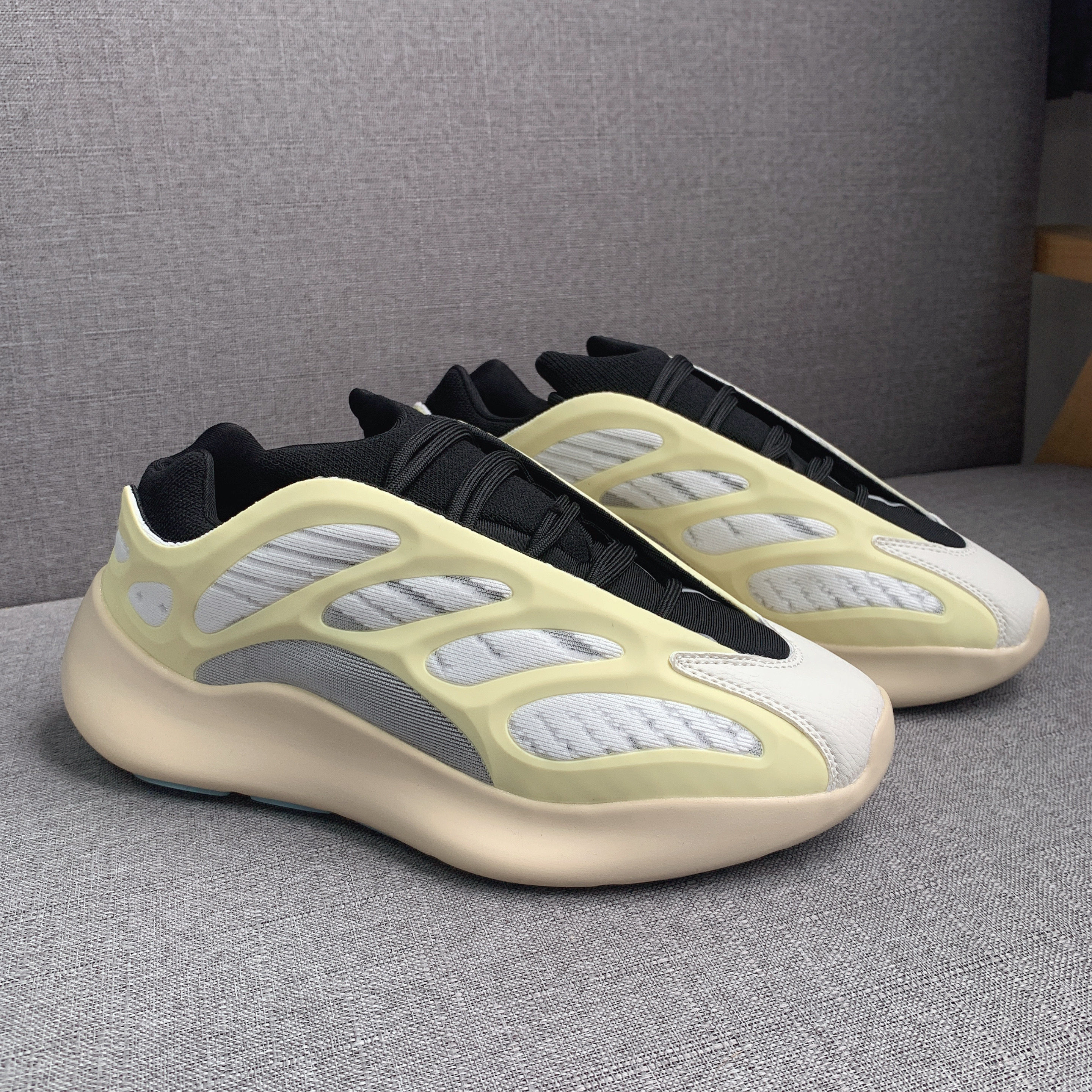 莆田鞋700v3椰子运动异形跨境大码45情侣老爹鞋爆米花黑武士潮鞋