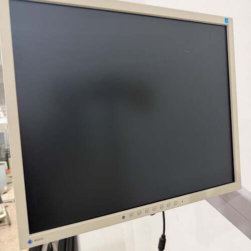 可议价EIZO艺卓显示器，型号FlexScan S1933。19寸