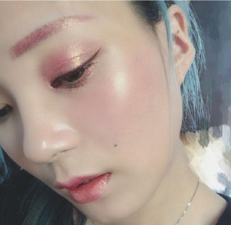 ÈËÓã¼§ÉÁ·ÛÉÙÅ®ÌÒ»¨×±ÑÛÓ°Î÷èÖÉ«µ¥É«ÁÁ·ÛÖé¹âÂã×±º«¹ú³õѧÕß´½·Û