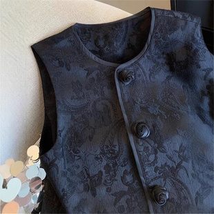 2025春季新款复古新中式圆领开襟提花马甲古典气质包扣小开衫外套