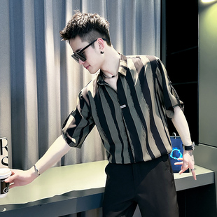 美式复古条纹短袖衬衫男2025新款夏季宽松翻领半袖男款时尚衬衣潮