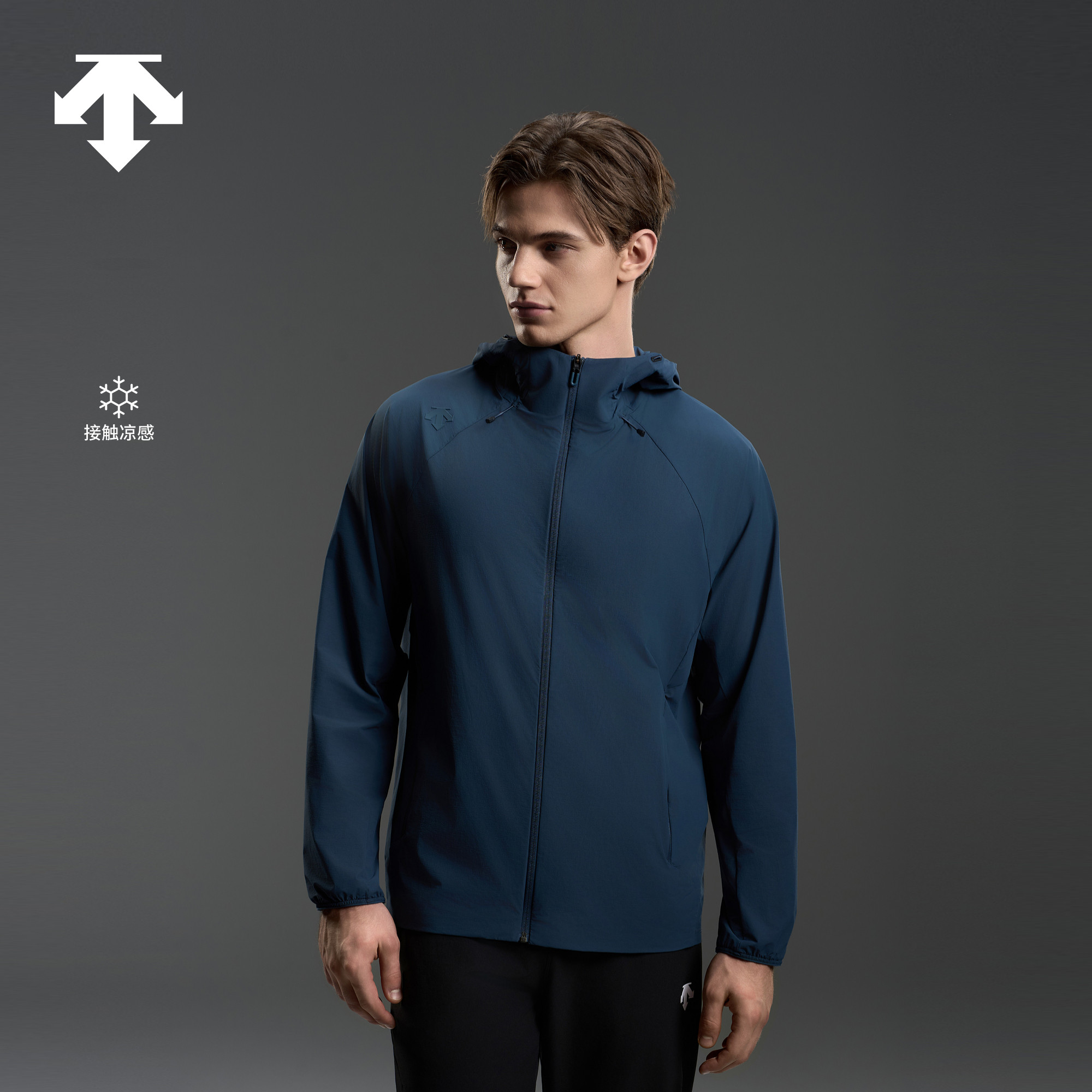 DESCENTE迪桑特TRAINING系列男士凉感梭织上衣外套新品