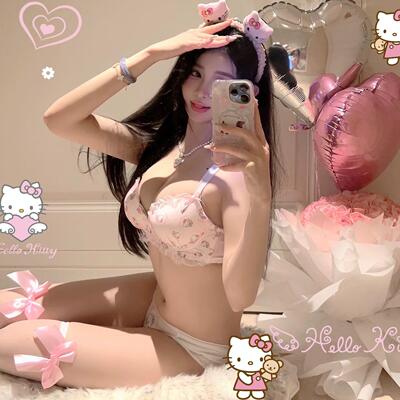 日系可爱喵喵小胸聚拢纯欲文胸