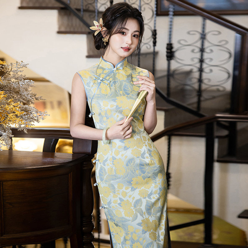2026新款黄色无袖国风新中式长款旗袍改良年轻款女感日常夏季