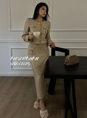 Nearnini 秋冬金色千金风粗花呢小香风钉珠短外套包臀半身裙套装