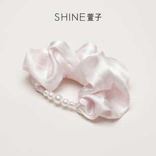 【七七酱直播间】SHINE萱子饰品海棠系列印花缎面发圈珍珠发绳DB