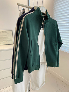 采购产品深绿色女士立领彩色块夹克，新秋季款式，小号，大号，宽