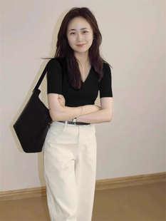 V领打底衫 半袖 正肩POLO衫 针织上衣 薄款 T恤女2024夏季 黑色短袖 新款