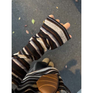 慵懒风休闲宽松打底衫 时尚 上衣 T恤女士2025秋冬新款 撞色条纹长袖