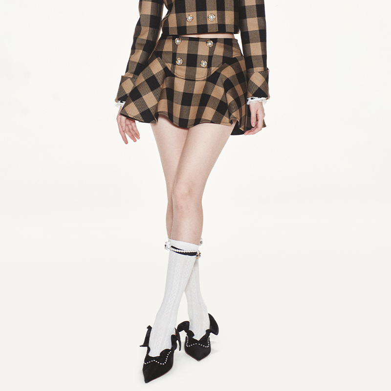 lefame短款A型学院风半裙