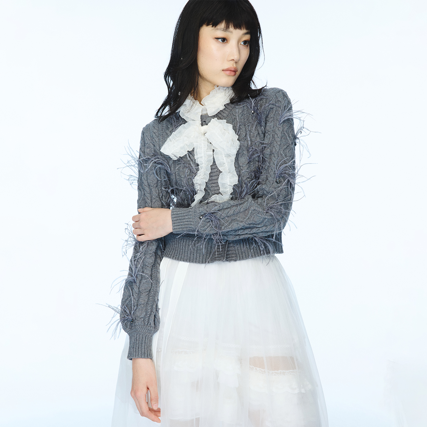 时尚羽毛装饰针织开衫