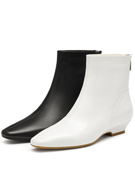 真美诗冬日留白2024冬新款舒适羊皮方头优雅时装靴短靴女77601DD4