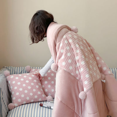 抱枕被子两用2025新款新款毛球抱枕被子两用加绒加厚法莱绒午休盖