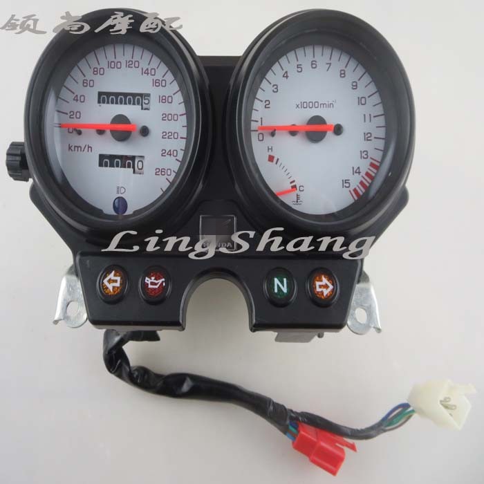 适用本田黄蜂60096-02仪表总成