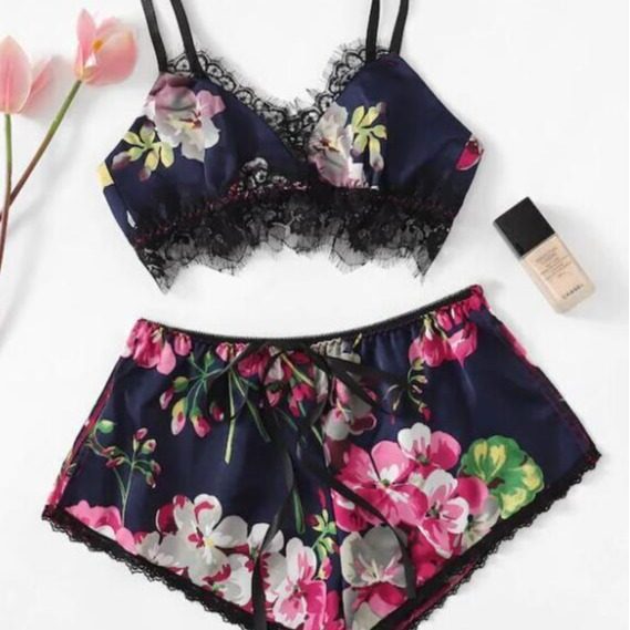 Sexy sleepwear silk camisole vest+shorts two-piece set睡衣女