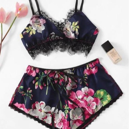 Sexy sleepwear silk camisole vest+shorts two-piece set睡衣女