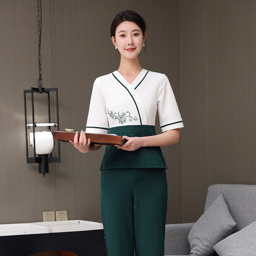 新款中式足浴养生SPA会所技师服