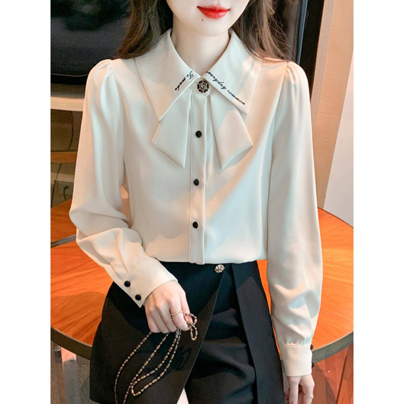 香港TIMO法式长袖衬衫女春秋刺绣双层领别致上衣职场轻熟风衬衣