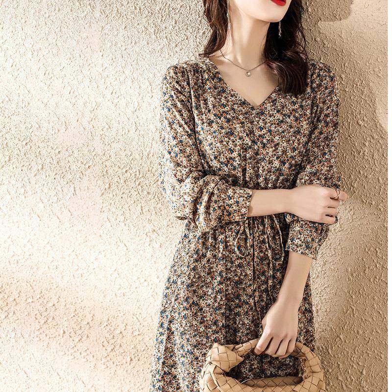 欧洲站连衣裙女春秋季薄款2025年新款设计感小众碎花长裙时尚气质