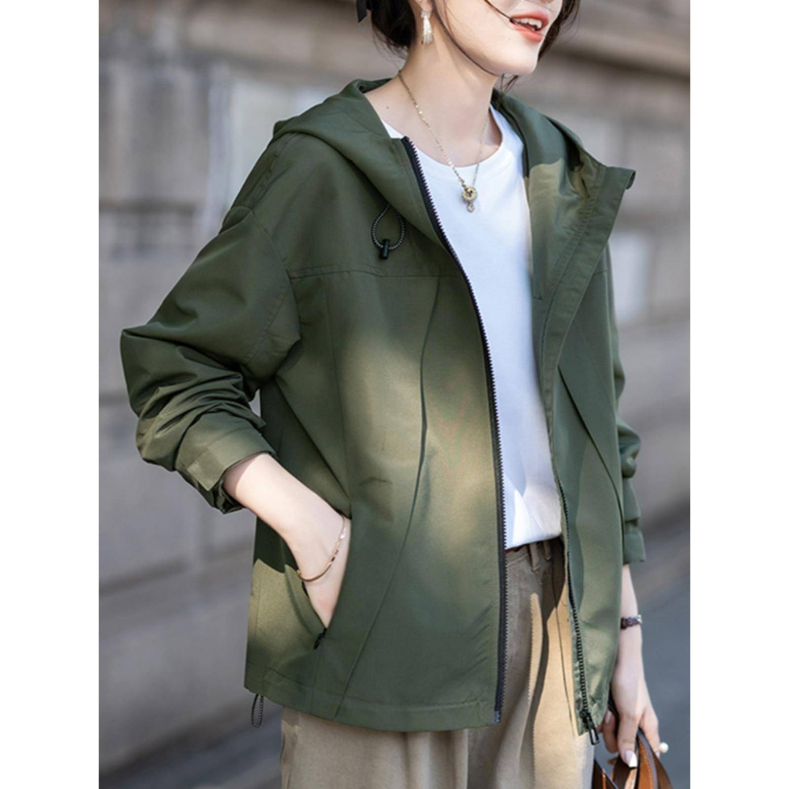 ROUJE ESVIP秋冬新款冲锋衣短款外套女2025覆古连帽风衣休闲上衣