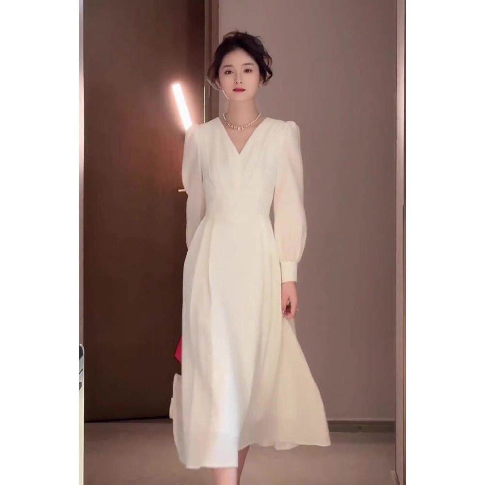 欧洲站女神范高级感伴娘礼服收腰显瘦白色长袖洋装子女秋季新款