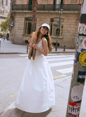 MIN PURA 25SS 玫瑰花缀饰纯棉荷叶边拼接长裙