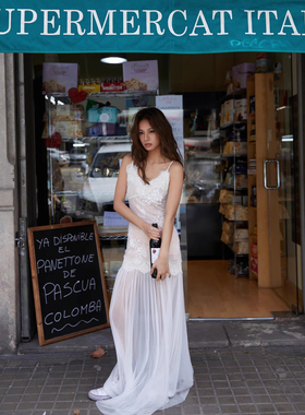 MIN PURA 25SS 蕾丝吊带网纱V领高腰连衣长裙