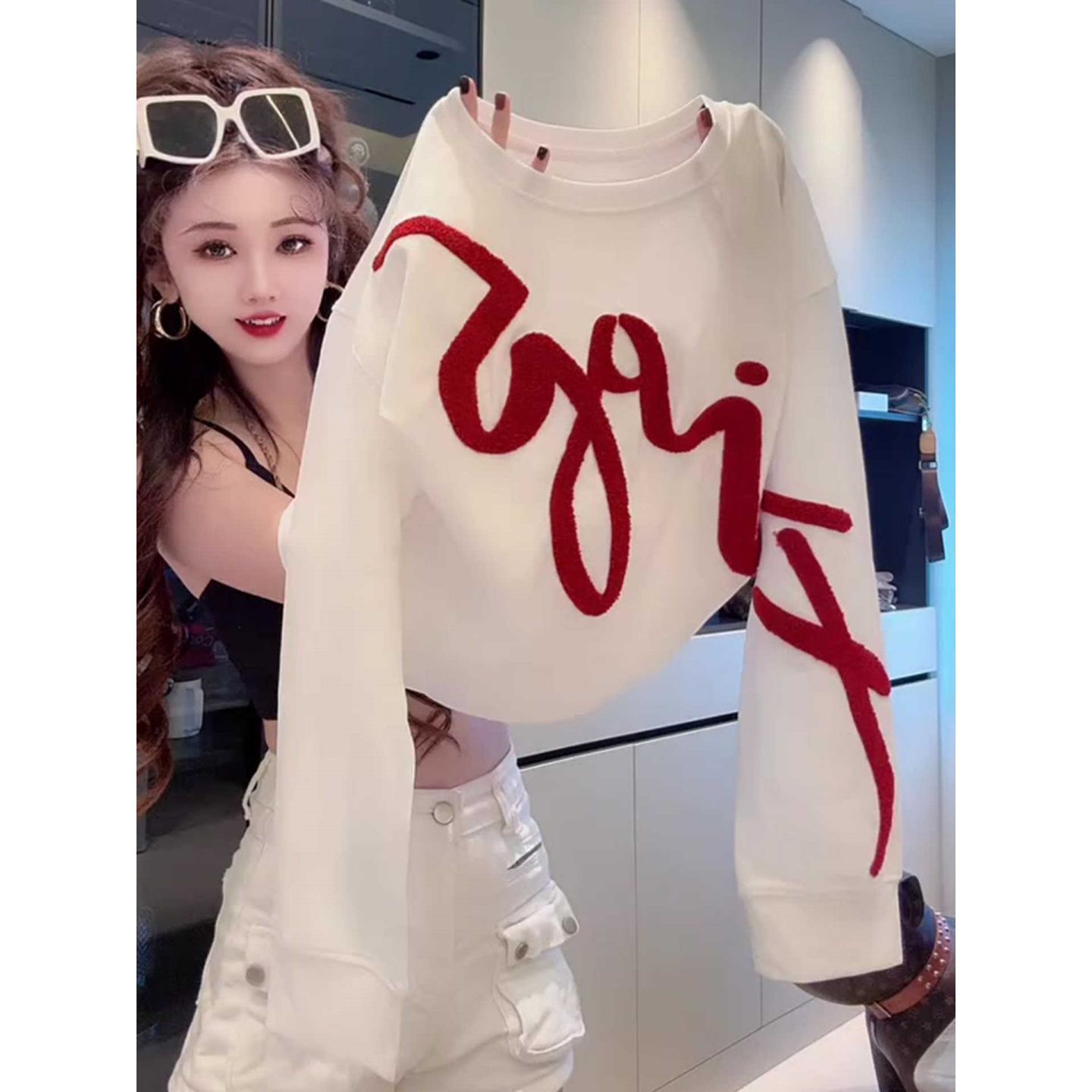 白色字母长袖t恤女套头卫衣女2026新款小个子高级设计感小众上衣