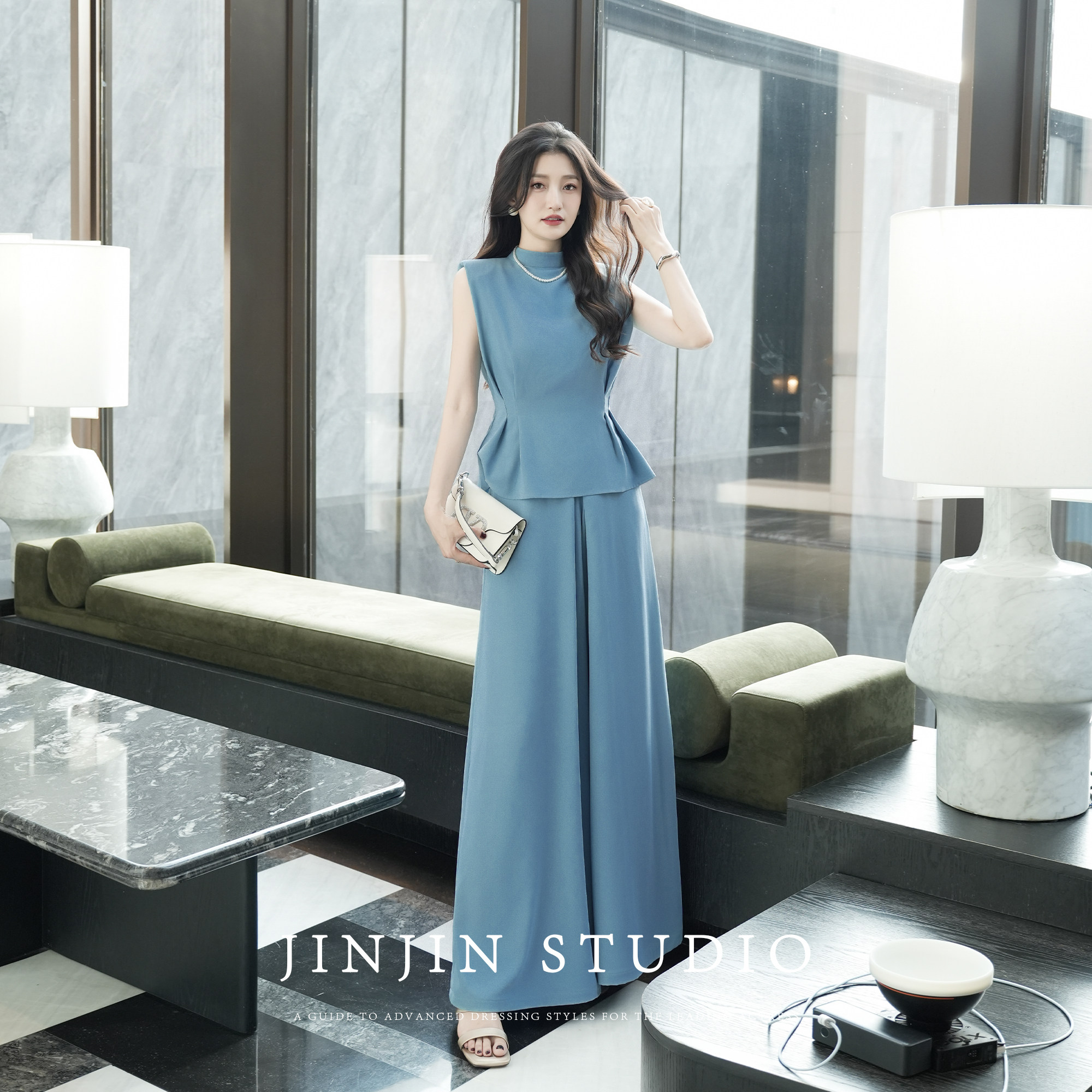 MD进进原创【时髦聚焦】2026夏季时尚大气设计修身上衣休闲裤套装