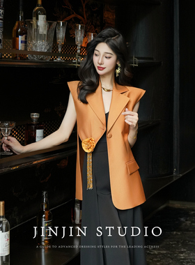 MD进进原创【鎏金年代】2026夏季港风穿搭别致时髦洋气马甲上衣