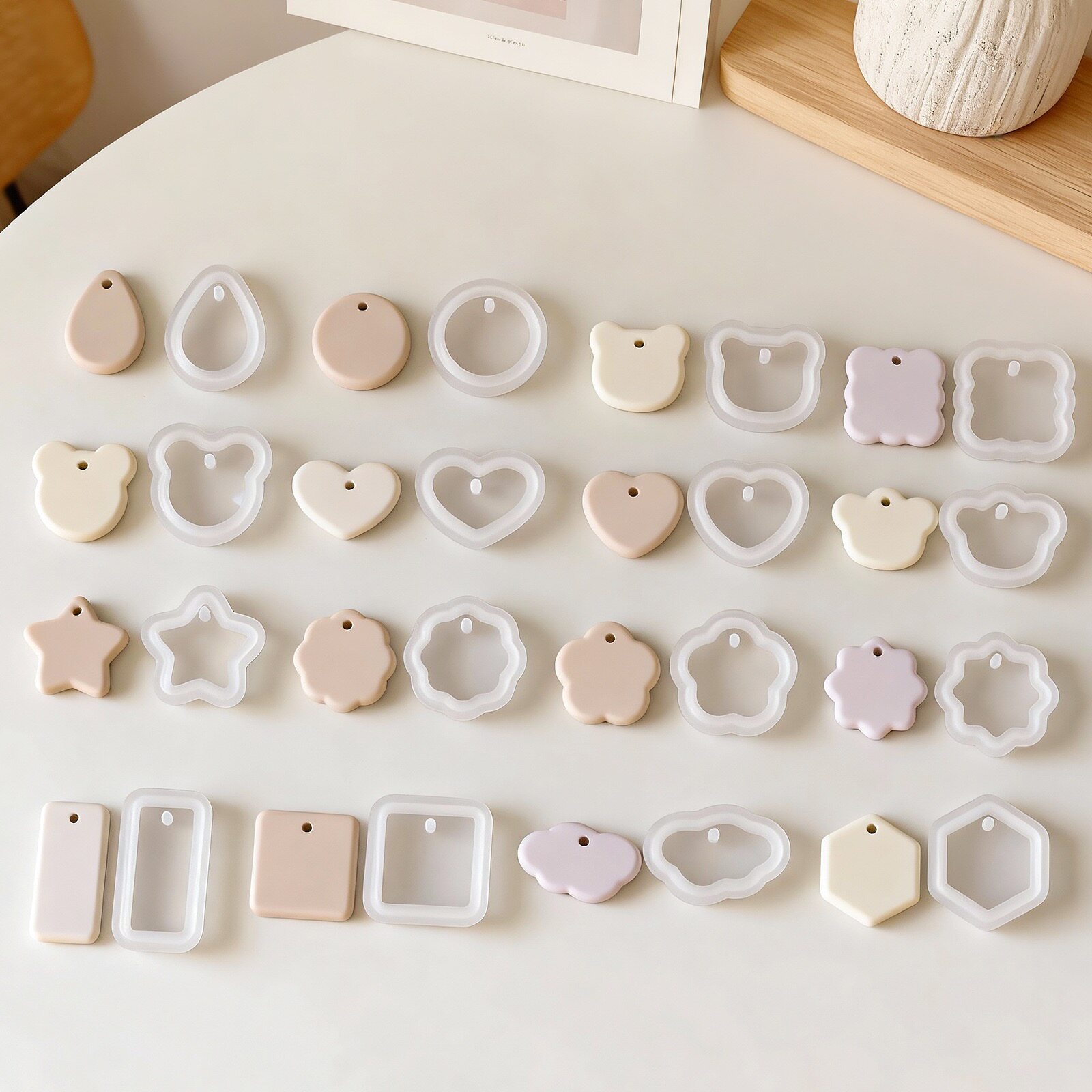 DIY水晶滴胶单个吊坠模具免打磨几何水滴爱心吊坠钥匙扣硅胶模具