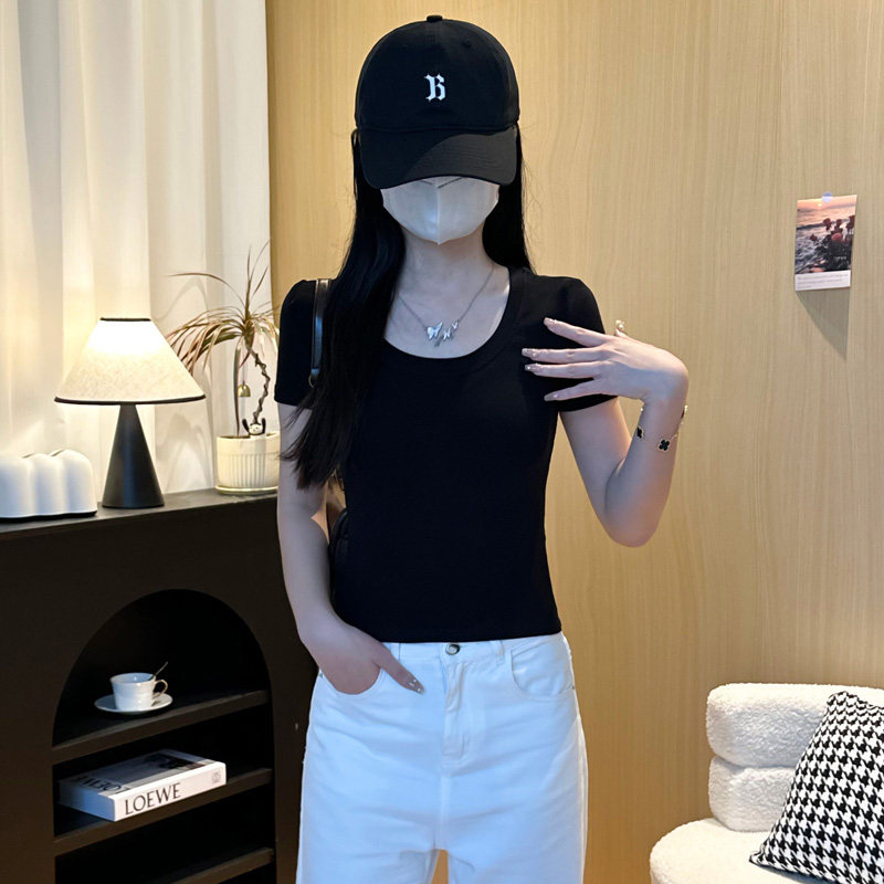 韩系黑色短袖t恤女2025新款夏季圆领修身显瘦后背小心机镂空上衣