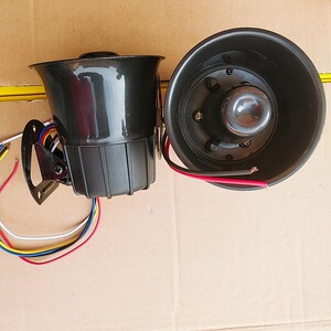 大号倒车喇叭12v24v货车工程汽车左右转弯倒车喇叭三合一防水真人