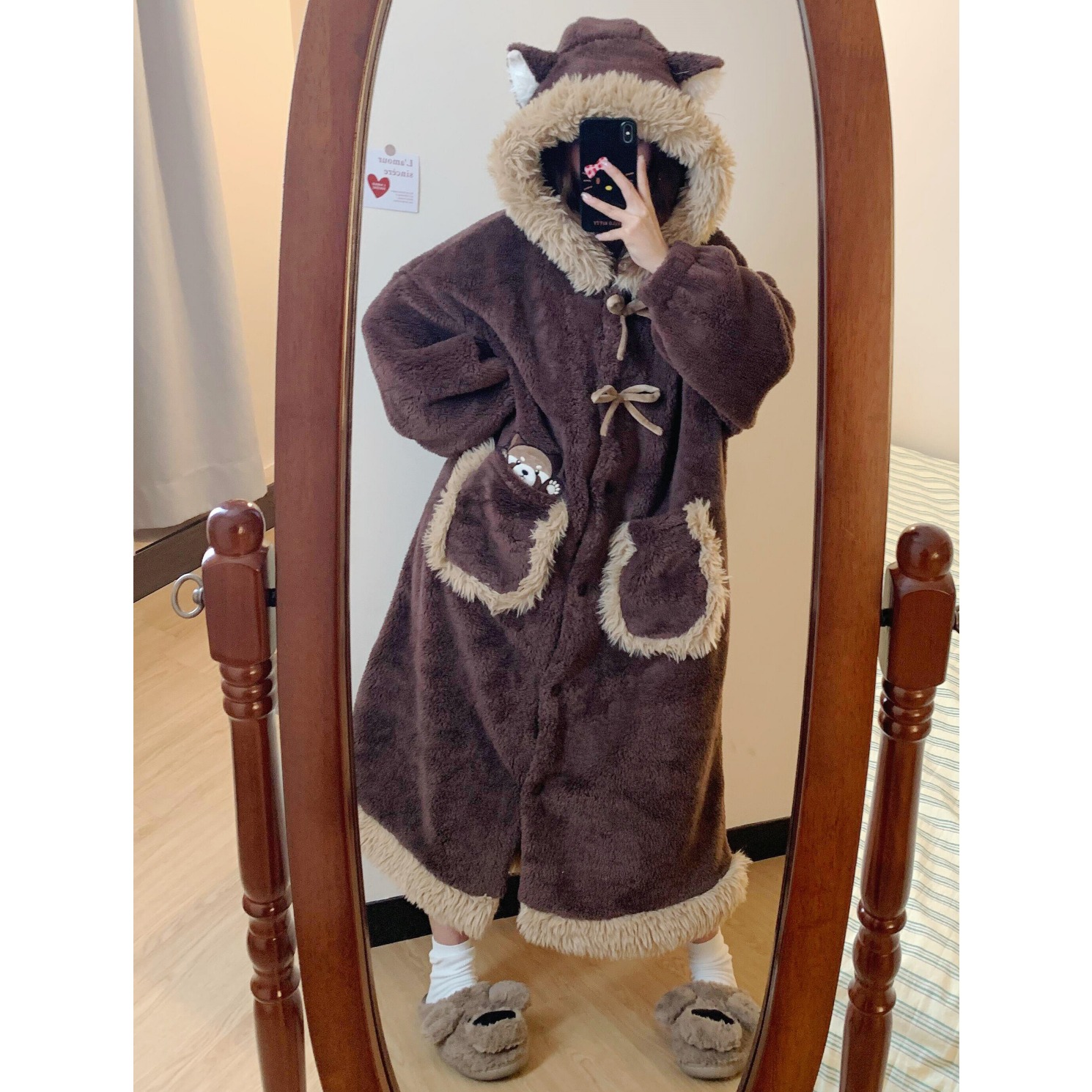 毛茸茸连帽小棕熊睡袍女生冬季2025新款口袋加厚可爱珊瑚绒家居服