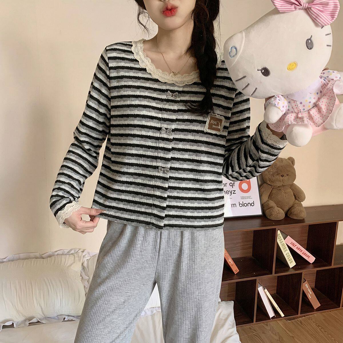 韩版ins风条纹长袖睡衣女款春秋蕾丝花边休闲圆领套头薄款家居服