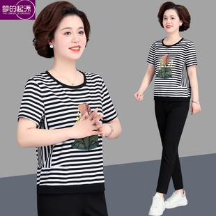 中年妈妈夏装洋气t恤中老年夏季纯棉运动套装女大码