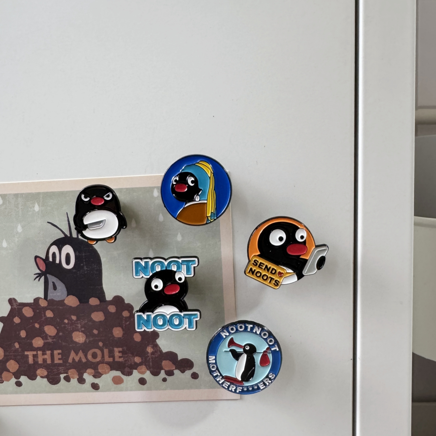 【4个包邮】创意卡通企鹅冰箱贴磁力贴洞洞板入户门家居装饰磁吸