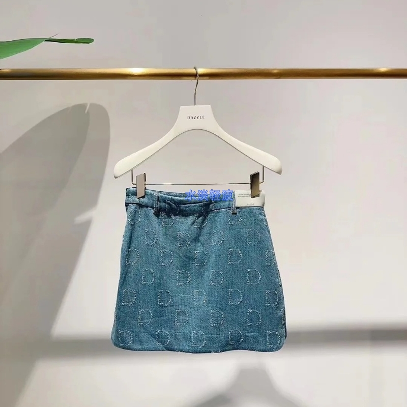 2I3RI21吊牌1199大地素DAZZLE专柜正品2024秋女士牛仔绣花半裙火