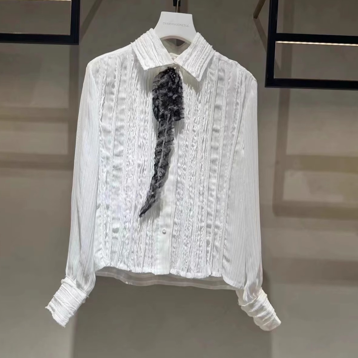 1H4C401吊牌3990元D高地素专柜正品2023冬女士雪纺肌理领结衬衣