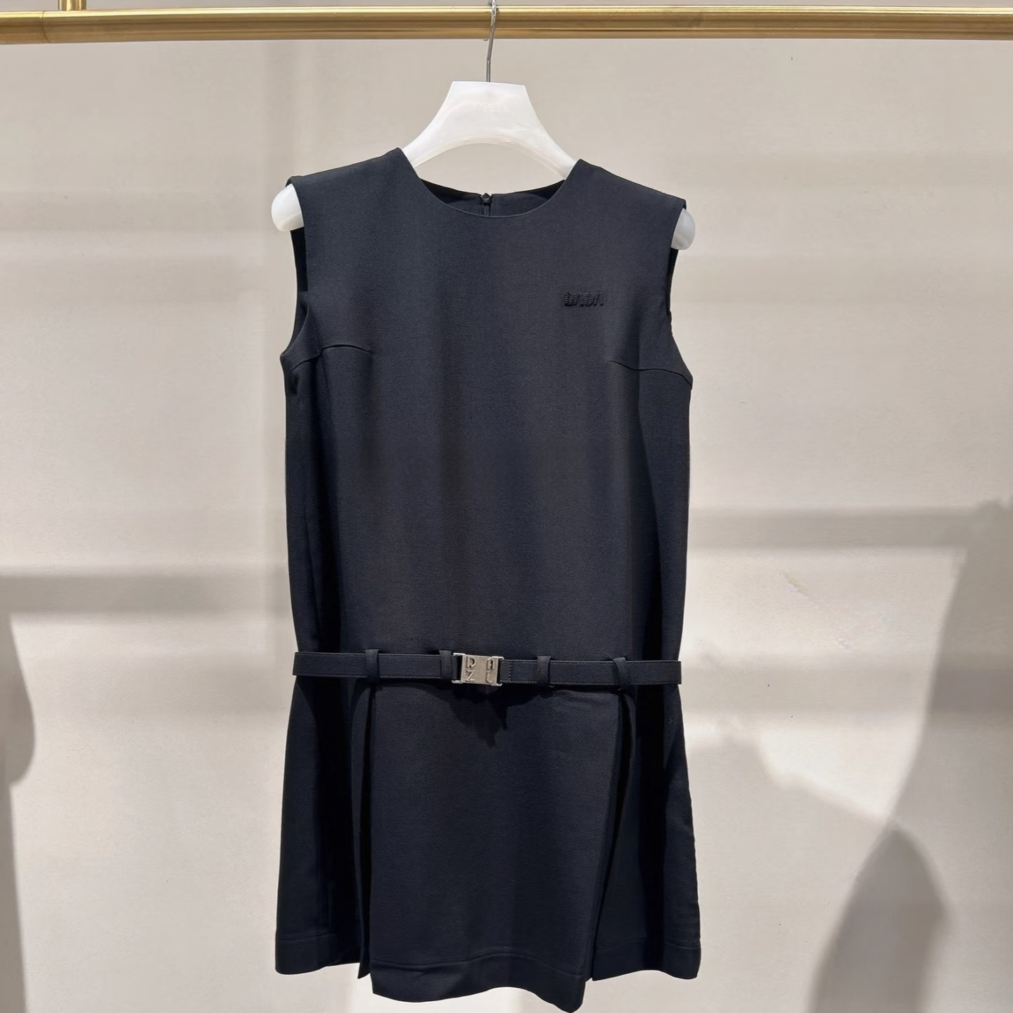 2J2O348吊牌3299大地素DAZZLE专柜正品2025夏女无袖连衣裙