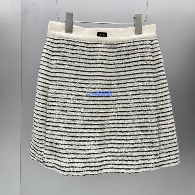 2I3S203吊牌1299大地素DAZZLE专柜正品2024秋女士闪光条纹半裙火
