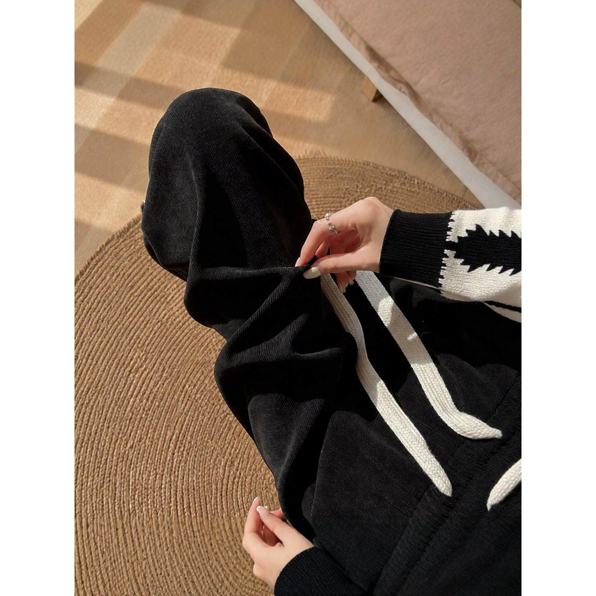 黑色灯芯绒阔腿裤子女秋季新款小个子窄版阔腿裤垂感雪尼尔休闲裤