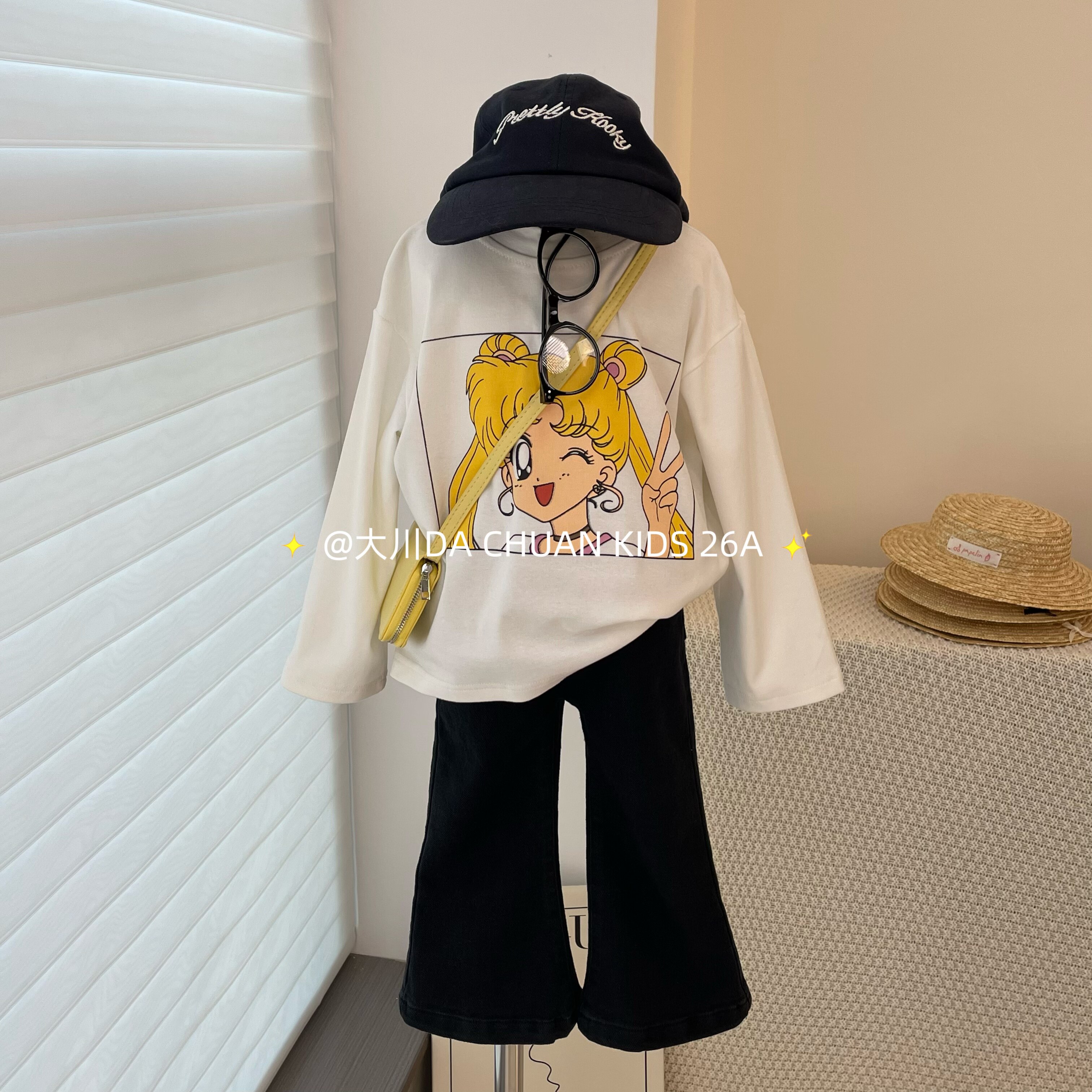 2026秋新款女童宽松美少女长袖T恤黑色牛仔喇叭裤休闲套装洋气潮T